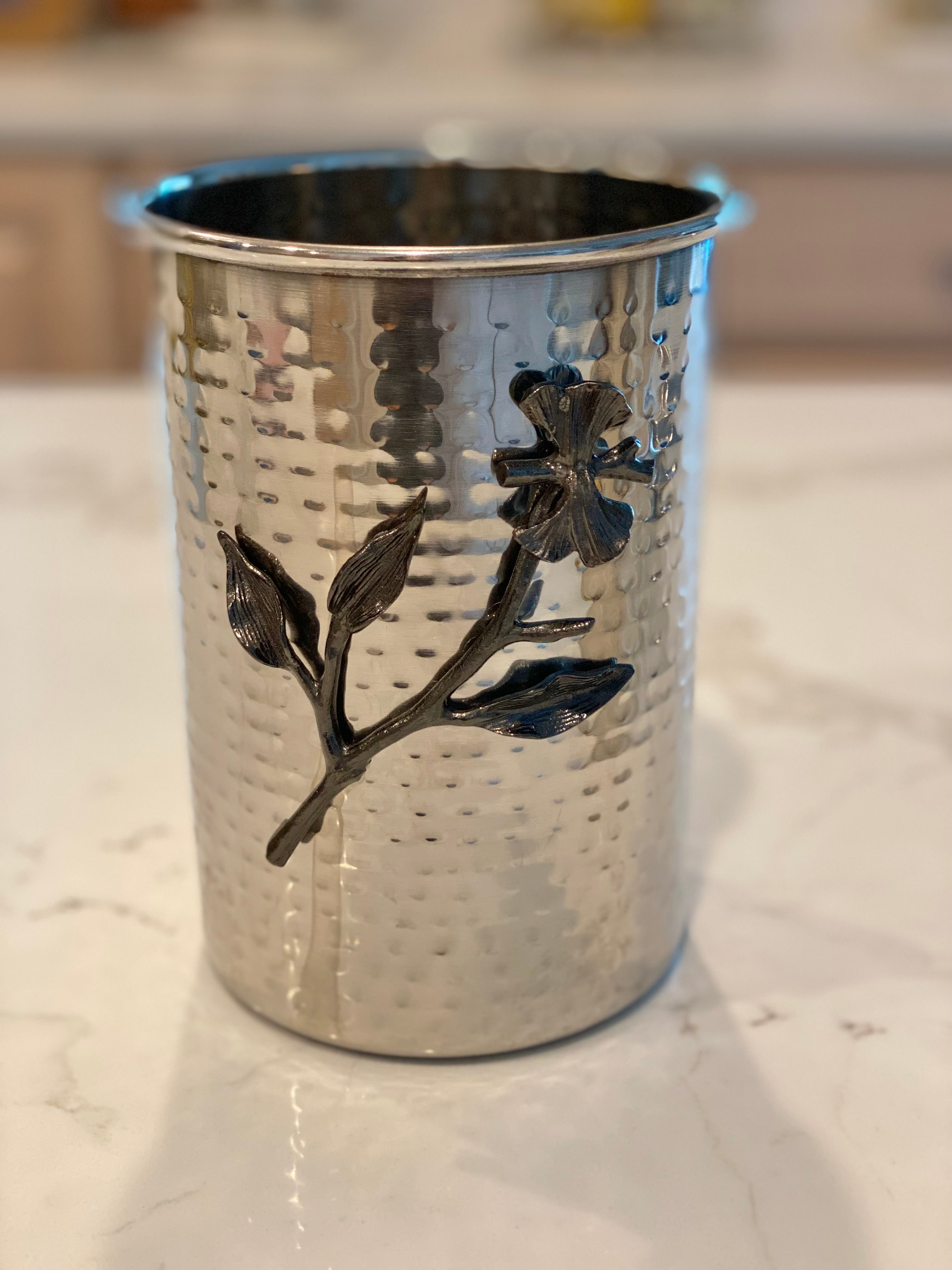 Stainless steel vase with Dark silver vine