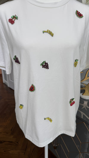 Round neck T-shirt with beaded fruits Design
