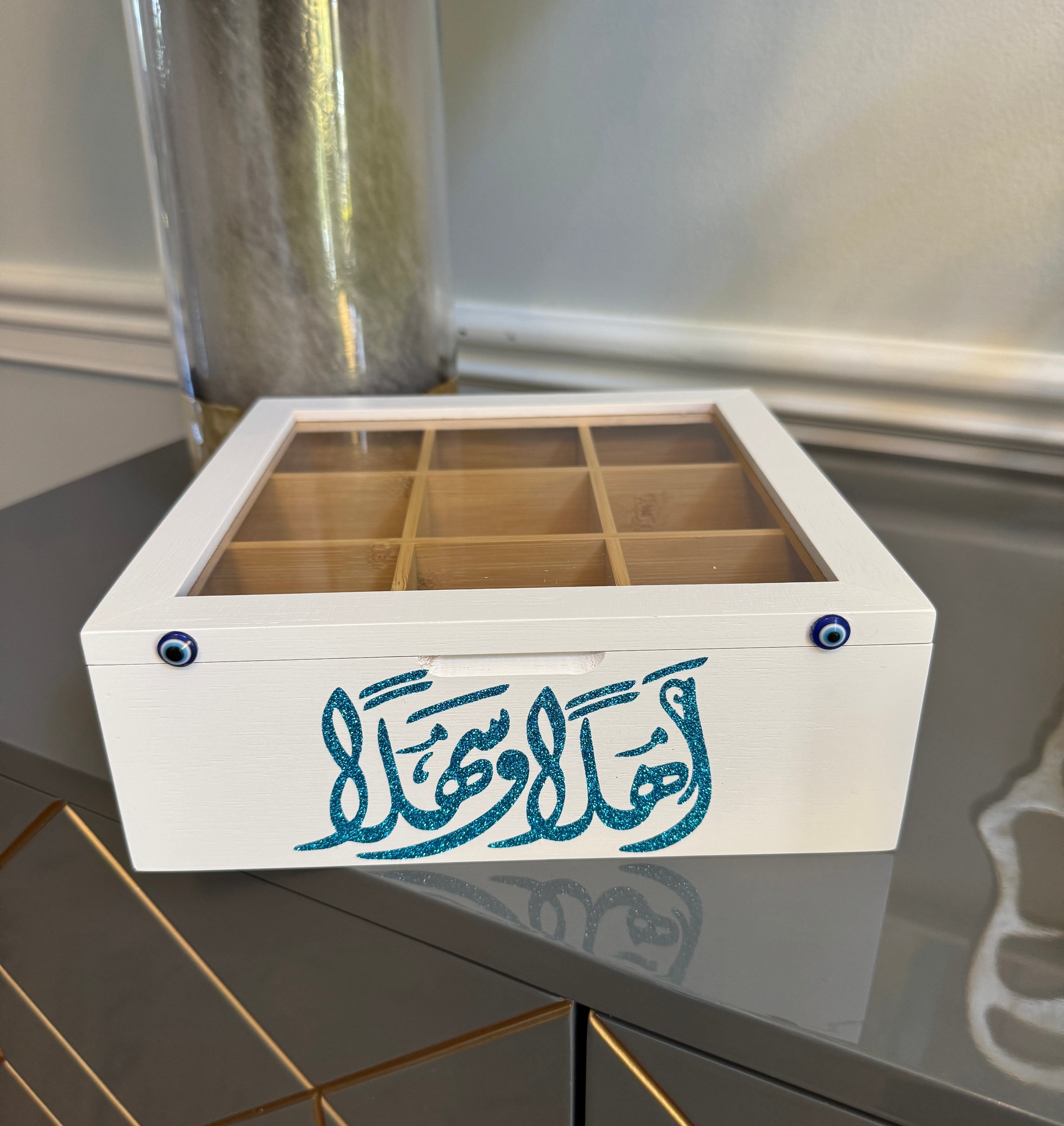 White Tea Box اهلا وسهلا