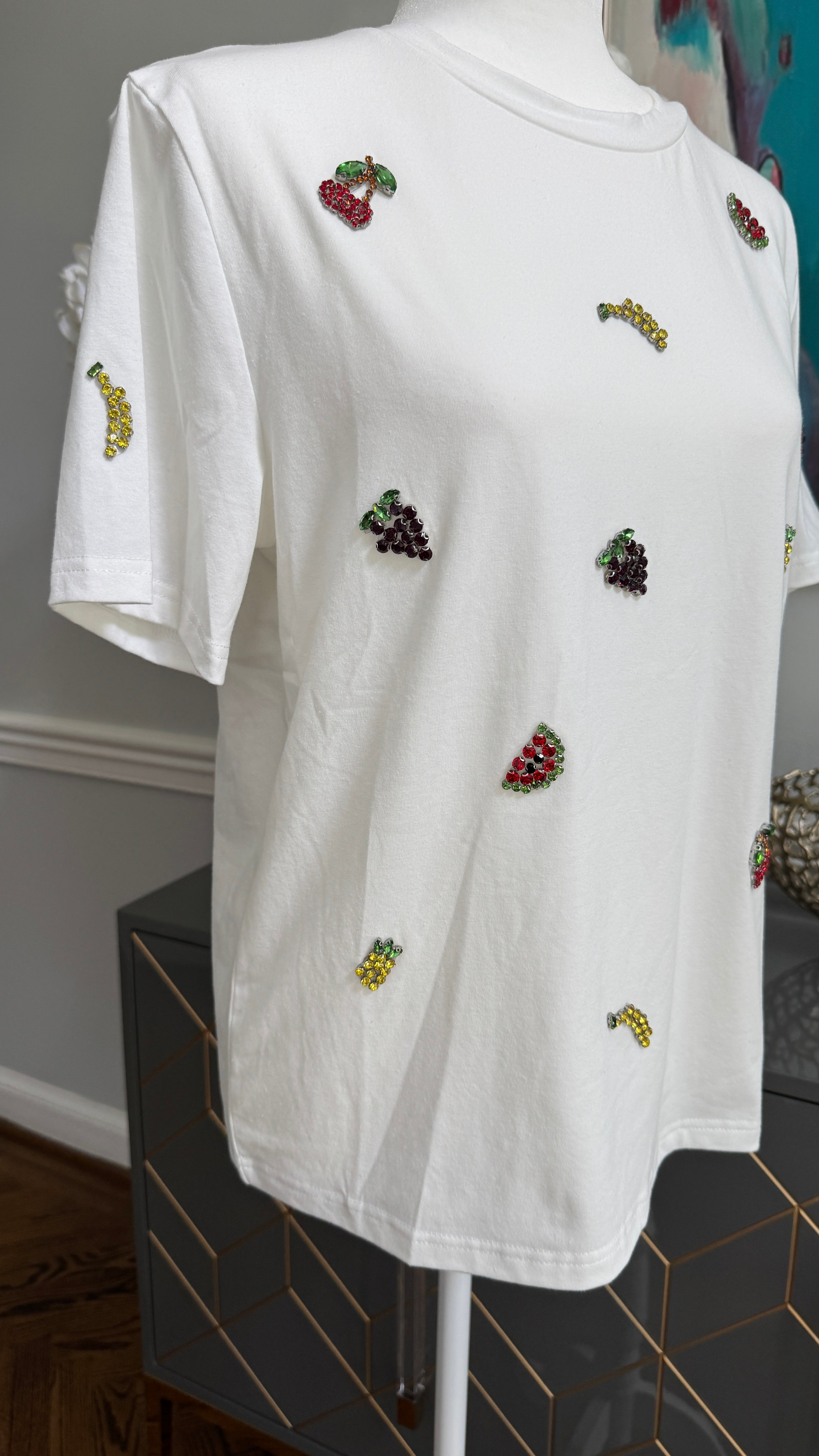 Round neck T-shirt with beaded fruits Design