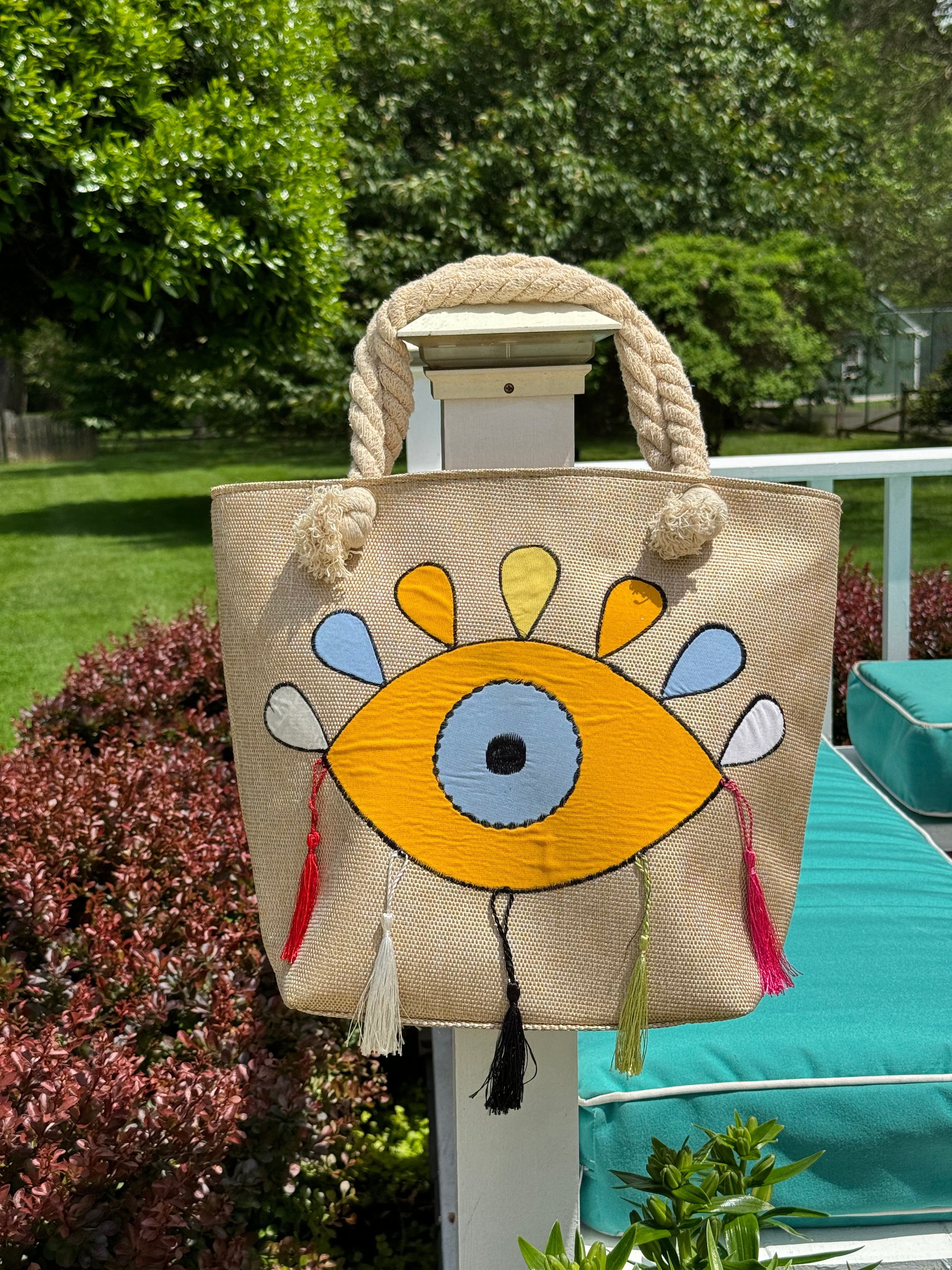 Beach bag with Yellow evil eye design