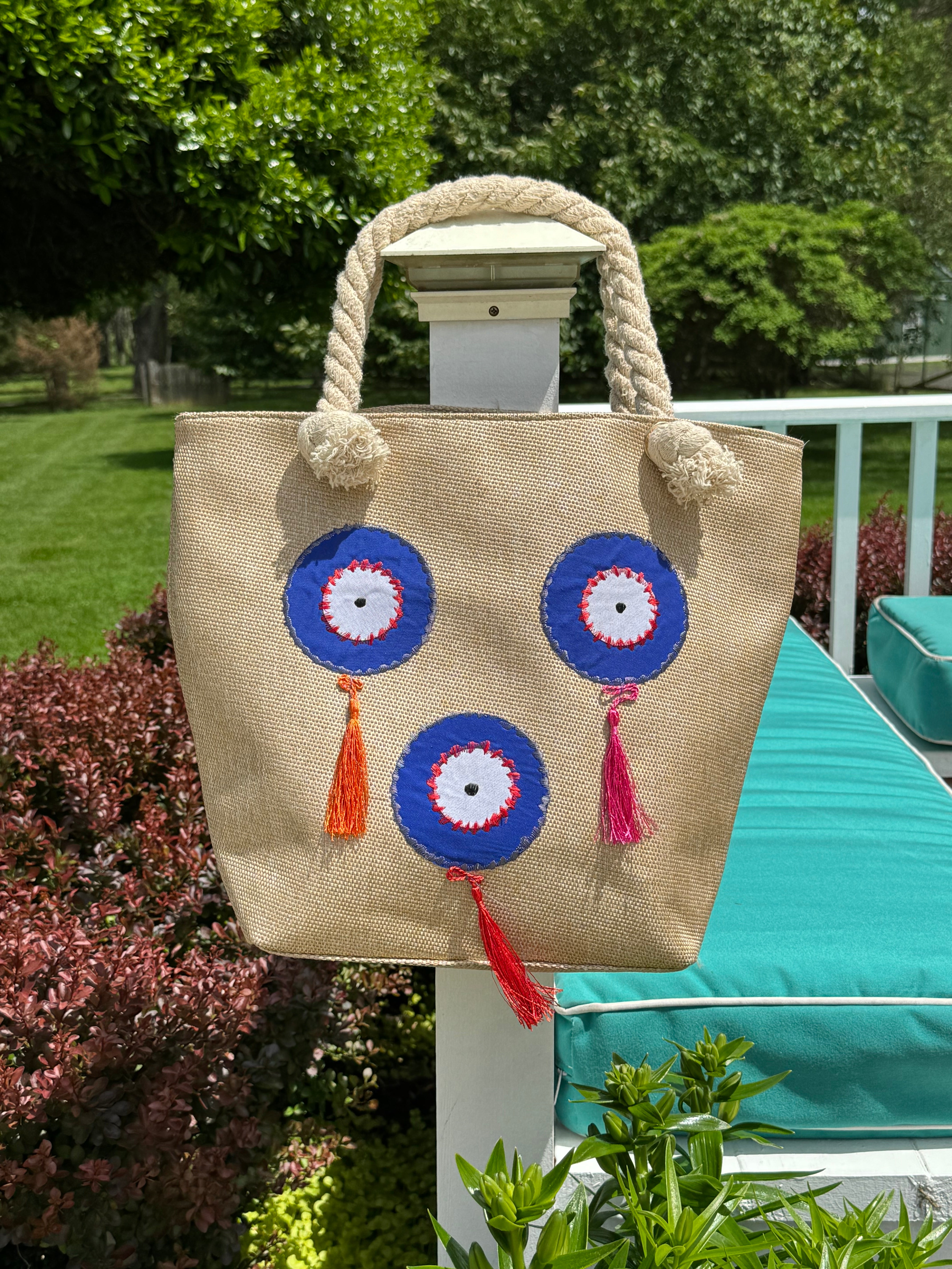 Beach bag with Blue evil eye design