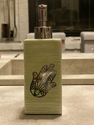 Soap dispenser